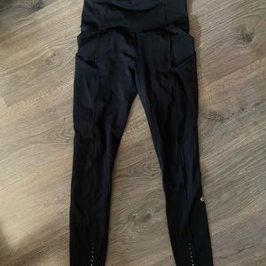 lulu fast and free tight 28”